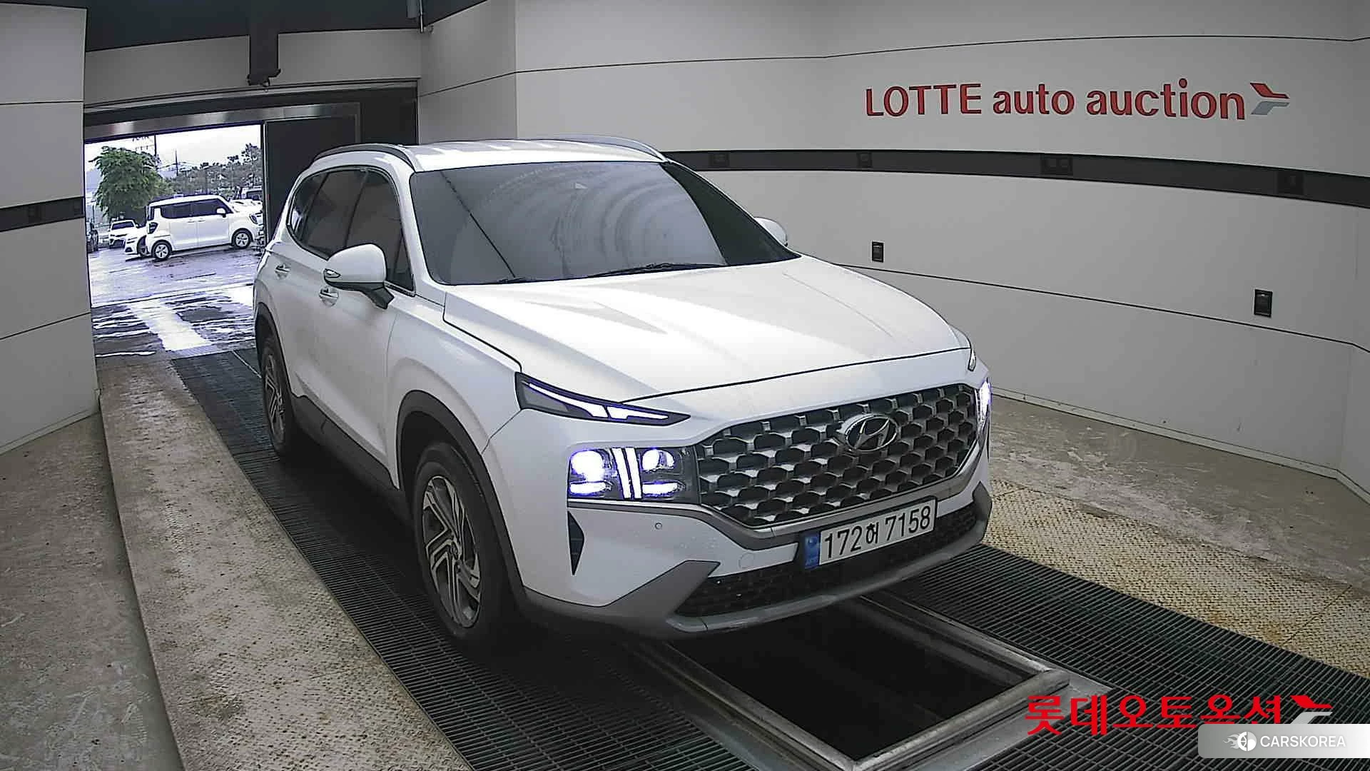 Hyundai Santa Fe 2023 Creamy White Pearl (optional) из Кореи, фото 6