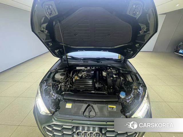 Audi A3 2023 Зеленый из Китая, фото 6