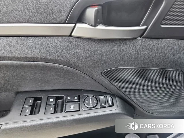 Hyundai Avante AD 2018 Белый из Кореи, фото 6