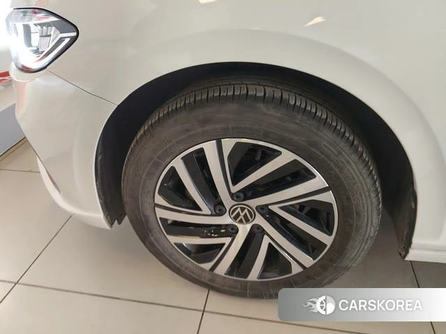 Volkswagen Lavida 2024 Белый из Китая, фото 6