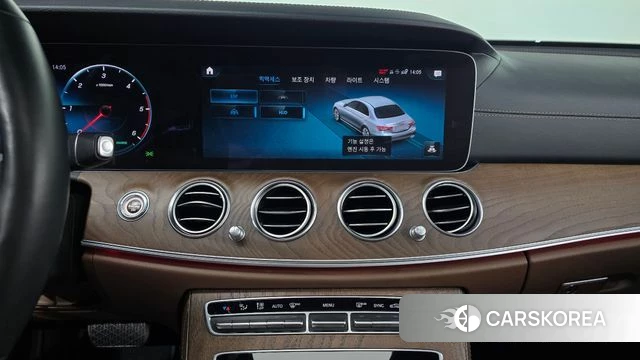 Mercedes-Benz E-Class W213 2023 Черный из Кореи, фото 6