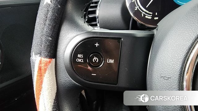 Mini Cooper Clubman 2021 Жемчужный цвет из Кореи, фото 6