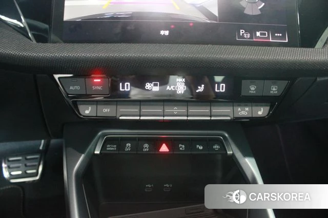 Audi A3 (8Y) 2026 Черный из Кореи, фото 6
