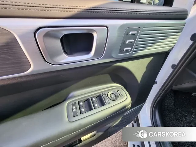 Hyundai Santa Fe (MX5) 2024 Белый из Кореи, фото 6