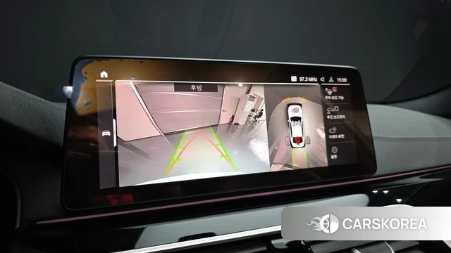 BMW 5 Series (G30) 2023 Белый из Кореи, фото 6