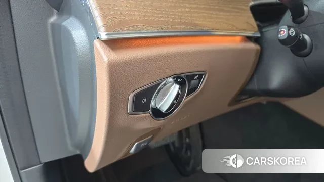 Mercedes-Benz E-Class W213 2023 Белый из Кореи, фото 6