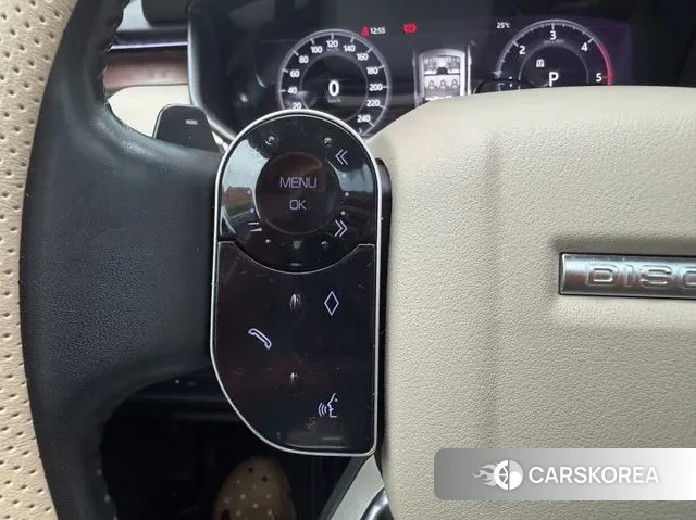 Land Rover Discovery 5 2018 Черный из Кореи, фото 6