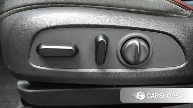 Chevrolet (GM Daewoo) Trailblazer 2020 Белый из Кореи, фото 6
