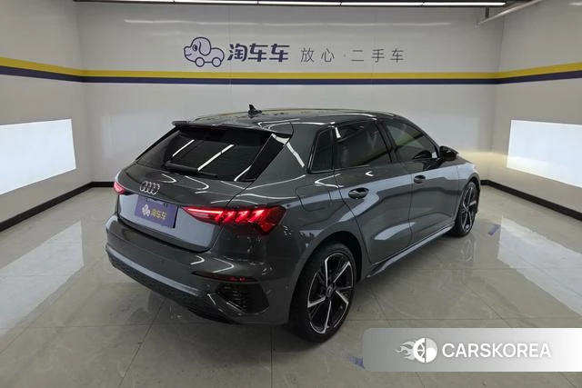 Audi A3 2022 Темно-серый из Китая, фото 6