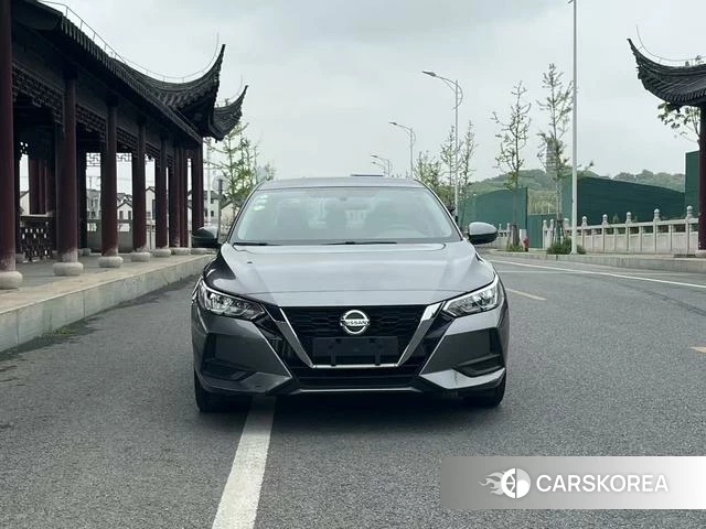 Nissan Xuan Yi 2021 Темно-серый из Китая, фото 6