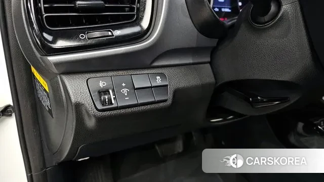 Kia Stonic 2018 Белый из Кореи, фото 6