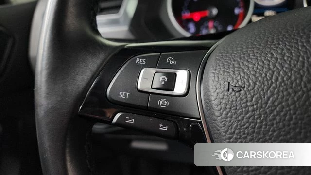 Volkswagen Tiguan second Generation 2019 Черный из Кореи, фото 6