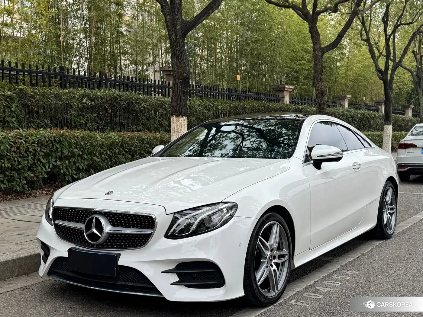 Mercedes-Benz E-Class 2021 Белый из Китая, фото 6