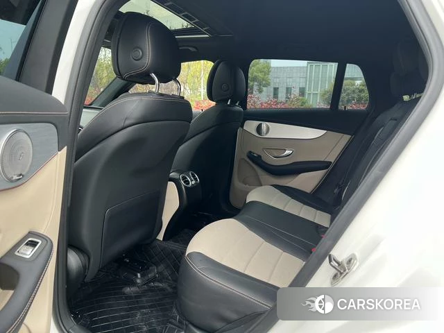 Mercedes-Benz EQC 2023 Белый из Китая, фото 6