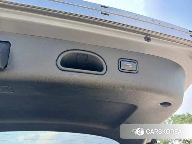 Kia Sportage The Bold 2021 Серебристо-серый из Кореи, фото 6