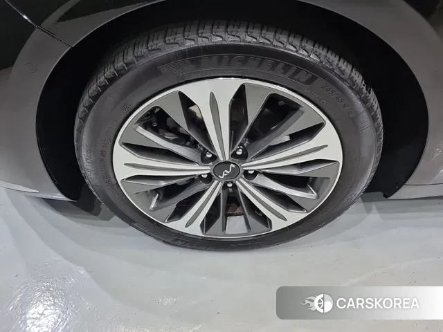 Kia K8 Hybrid 2024 Черный из Кореи, фото 6