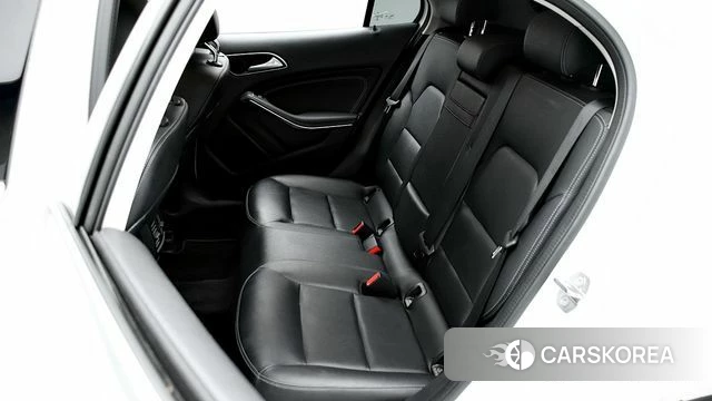 Mercedes-Benz GLA-Class X156 2019 Белый из Кореи, фото 6
