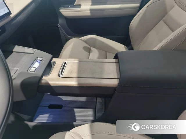 Volvo XC70 2025 Зеленый из Китая, фото 6