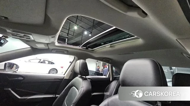 Volkswagen 7th Generation of Jetta 2021 Белый из Кореи, фото 6