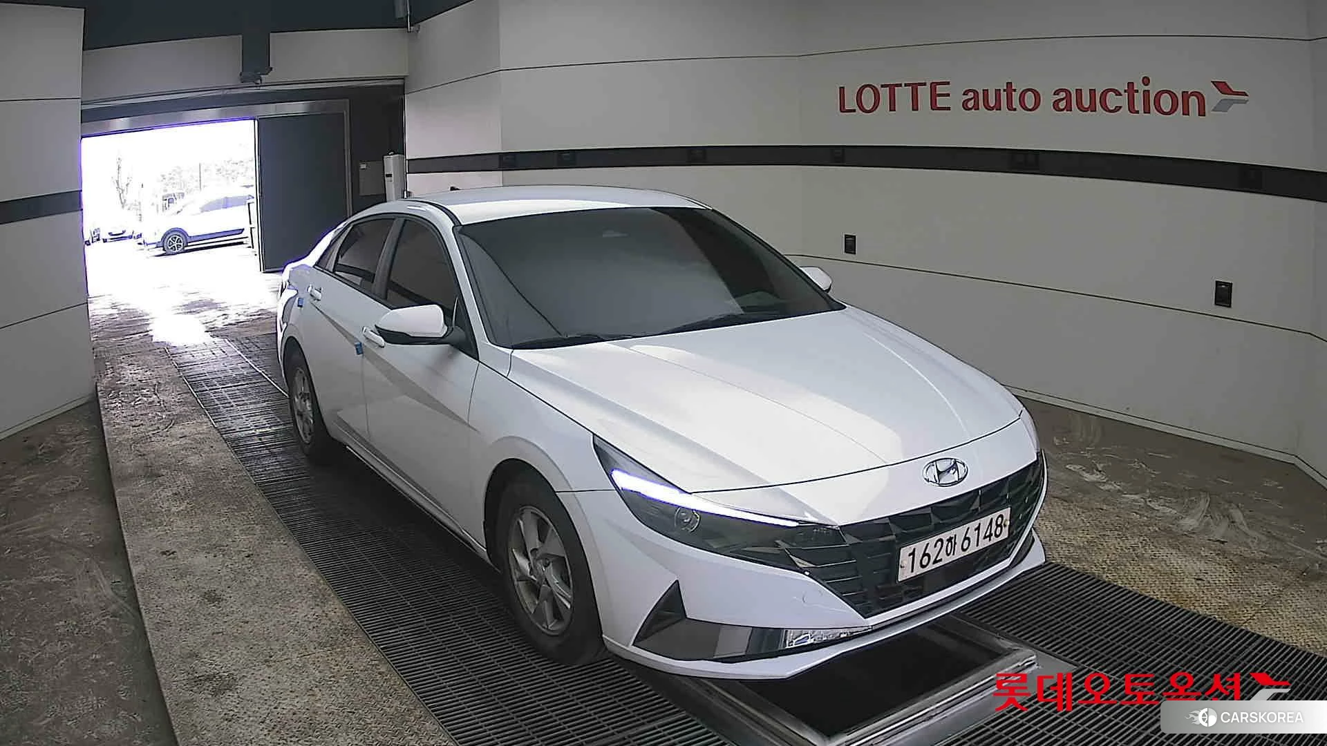 Hyundai Avante 2021 Polar White из Кореи, фото 6