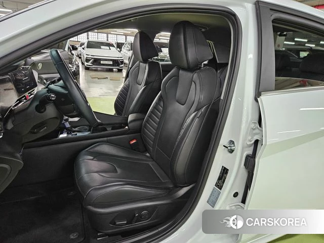 Hyundai Avante (CN7) 2022 Белый из Кореи, фото 6