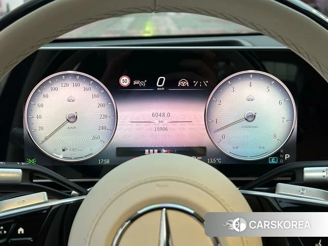 Mercedes-Benz Maybach S-class 2025 Черный из Китая, фото 6