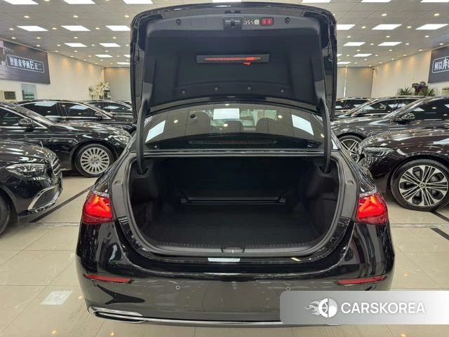 Mercedes-Benz E-class 2024 Черный из Китая, фото 6