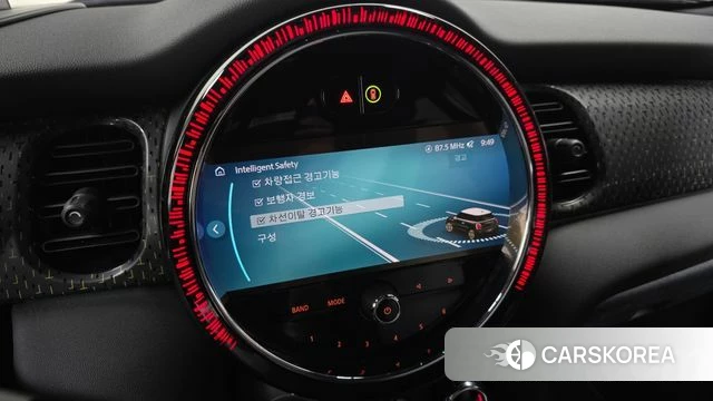 Mini Cooper Electric 2023 Белый из Кореи, фото 6