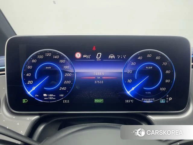 Mercedes-Benz EQE 2023 Серебристо-серый из Китая, фото 6