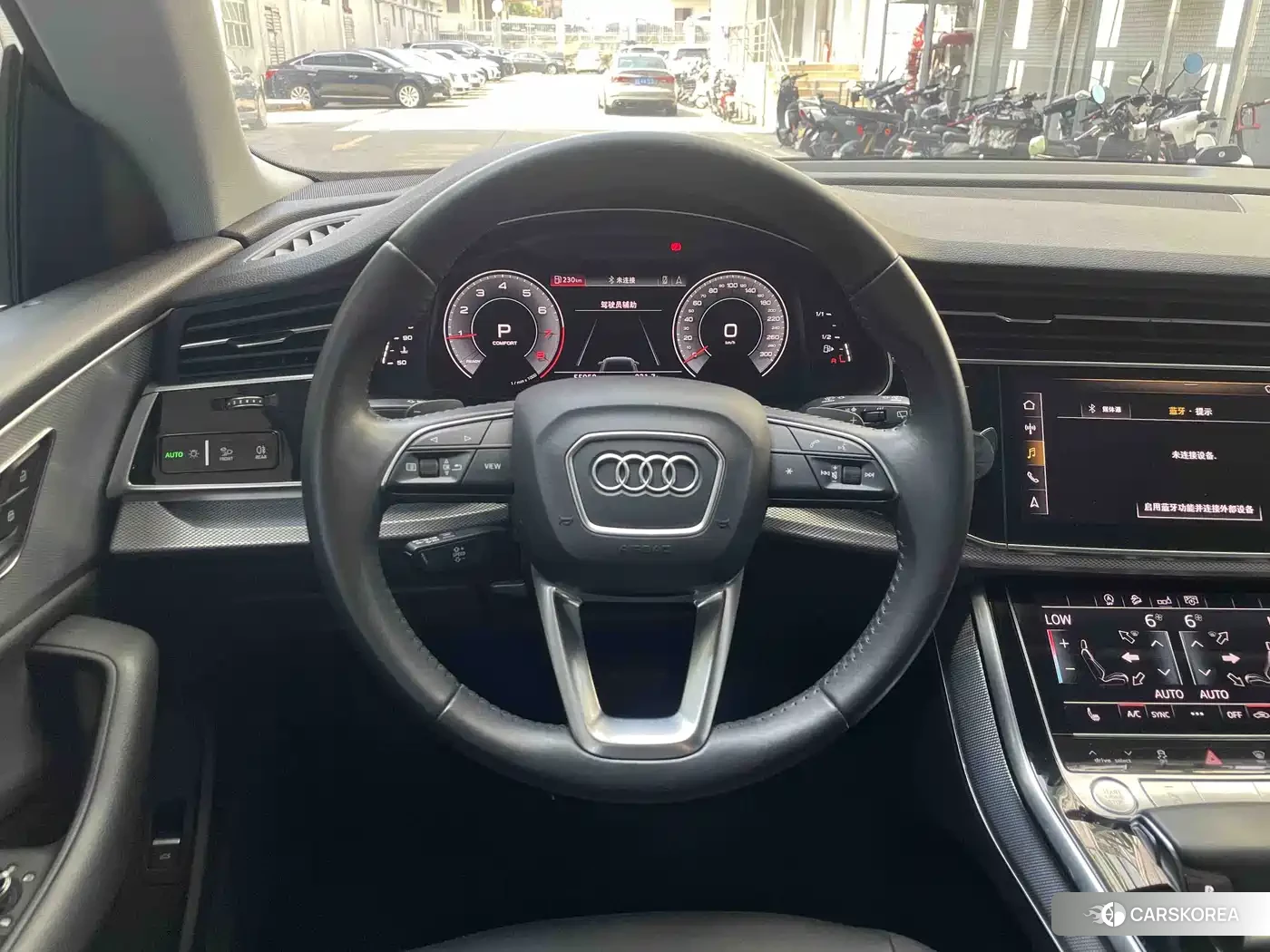 Audi Q8 2020 Silver/gray из Китая, фото 6