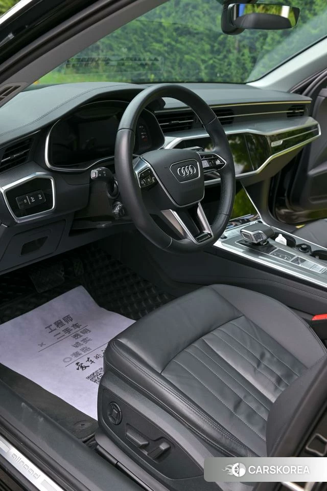 Audi A6 (import) 2022 Черный из Китая, фото 6