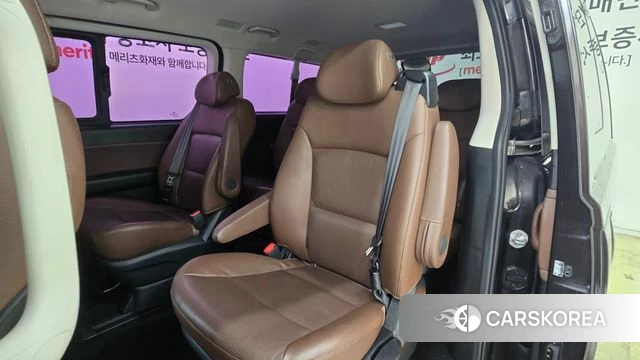 Hyundai The New Grand Starex 2018 Коричневый из Кореи, фото 6