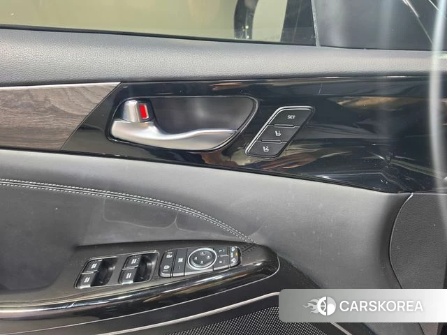 Kia K7 Premier 2020 Черный из Кореи, фото 6