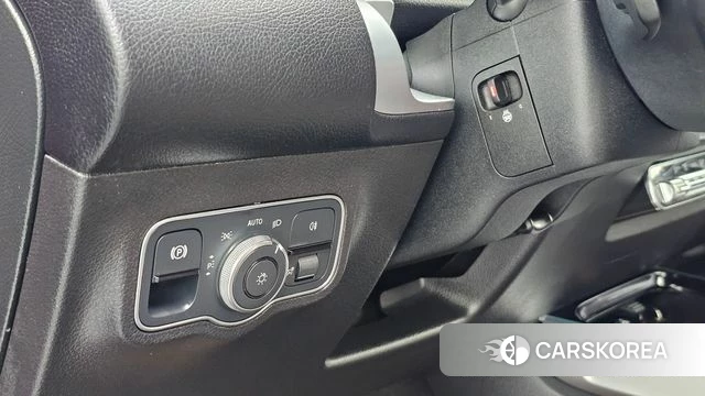 Mercedes-Benz EQB X243 2023 Красный из Кореи, фото 6