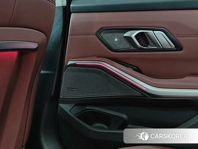 BMW 3 series 2025 Белый из Китая, фото 6
