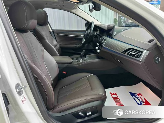 BMW 5 series PHEV 2021 Белый из Китая, фото 6