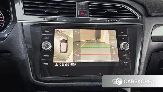 Volkswagen Tiguan second Generation 2018 Белый из Кореи, фото 6