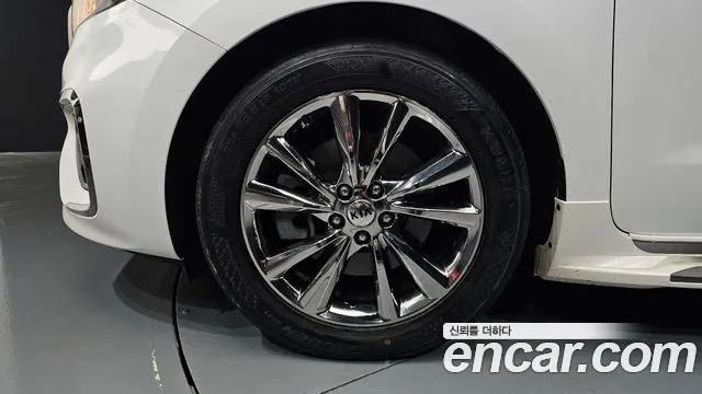 Kia The New Carnival 2018 Белый из Кореи, фото 6