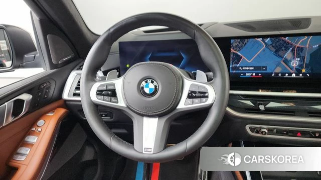 BMW X7 (G07) 2024 Черный из Кореи, фото 6