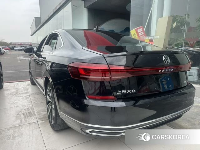 Volkswagen Passat 2022 Черный из Китая, фото 6