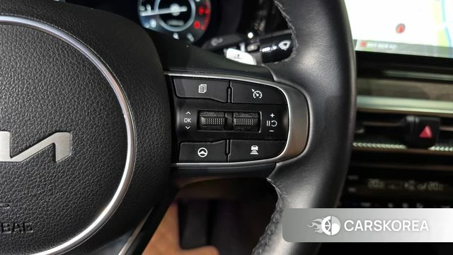 Kia K5 3rd generation 2023 Черный из Кореи, фото 6
