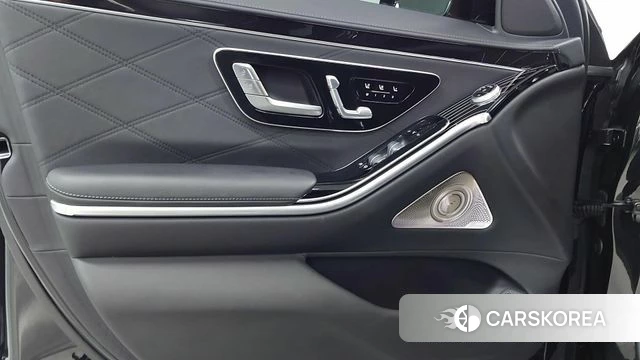 Mercedes-Benz S-Class W223 2024 Черный из Кореи, фото 6