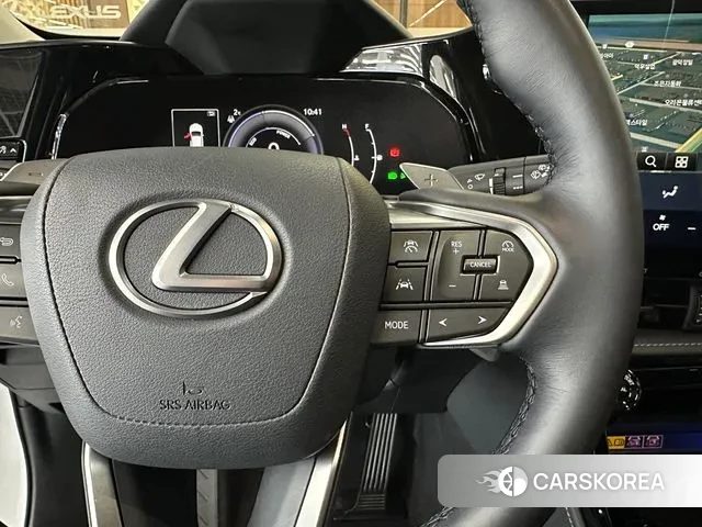 Lexus NX350h Second generation 2025 Белый из Кореи, фото 6