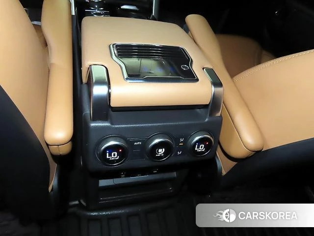 Land Rover Discovery 5 2018 Черный из Кореи, фото 6