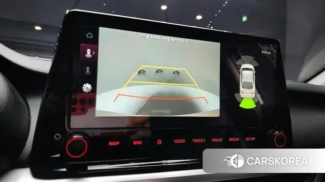 Kia The New K3 2nd generation 2023 Белый из Кореи, фото 6