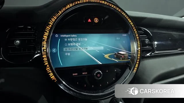 Mini Cooper 2023 Белый из Кореи, фото 6