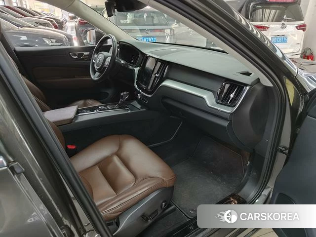 Volvo XC60 2019 Зеленый из Китая, фото 6