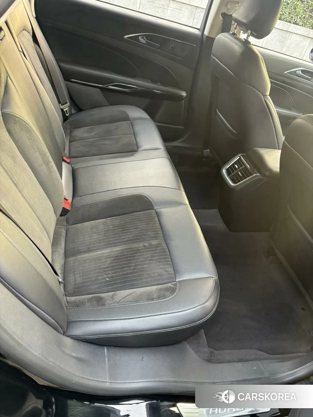 Ford Taurus 2020 Черный из Китая, фото 6