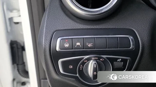 Mercedes-Benz C-Class W205 2022 Белый из Кореи, фото 6