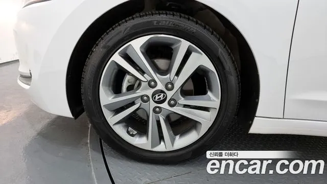 Hyundai Avante AD id 2694781 из Кореи 6